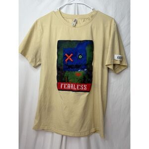 Fifth Loop Fearless Shirt large Shortsleeve Yellow Iridescent Graphic Print‎